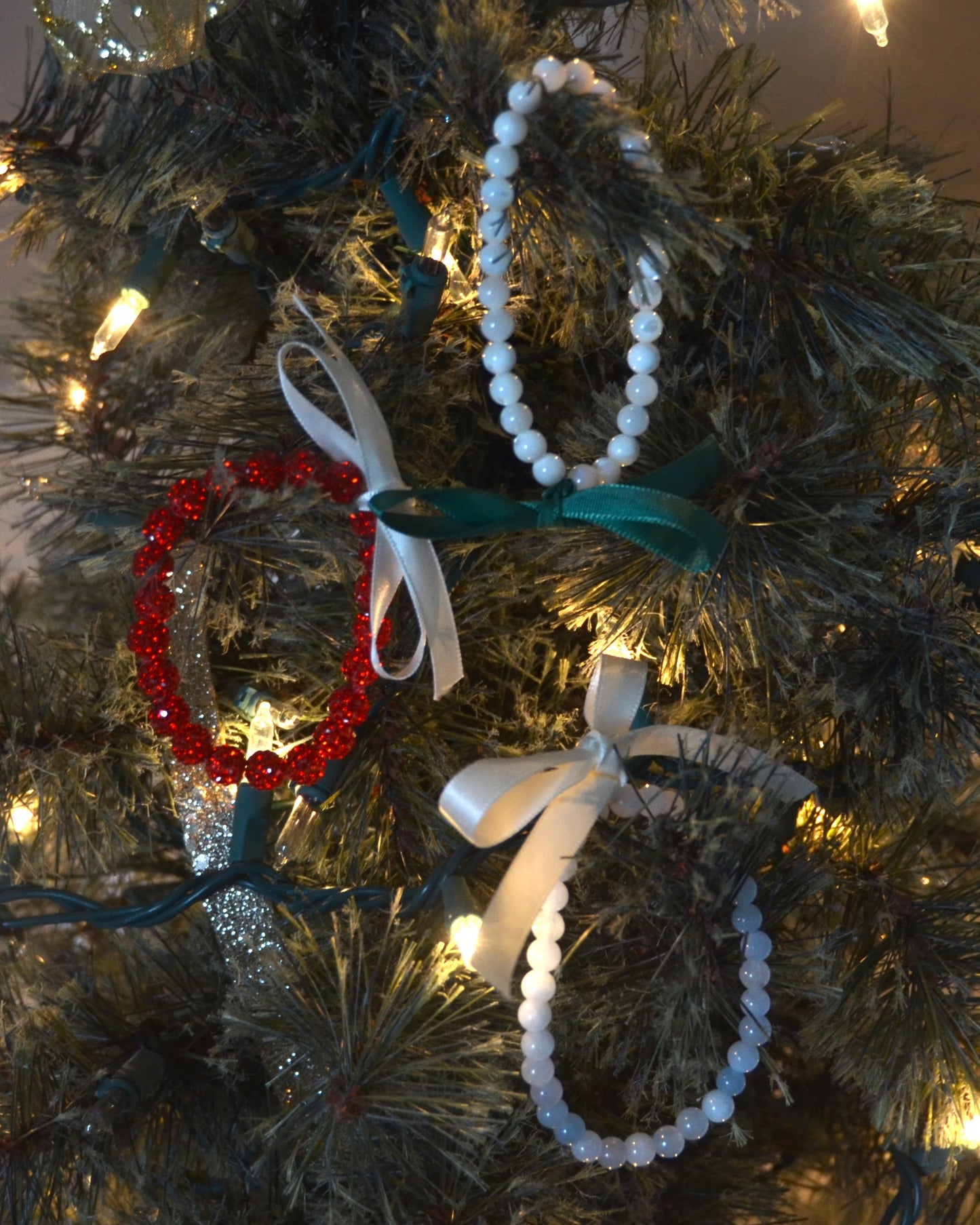 Holiday Bow Bracelet
